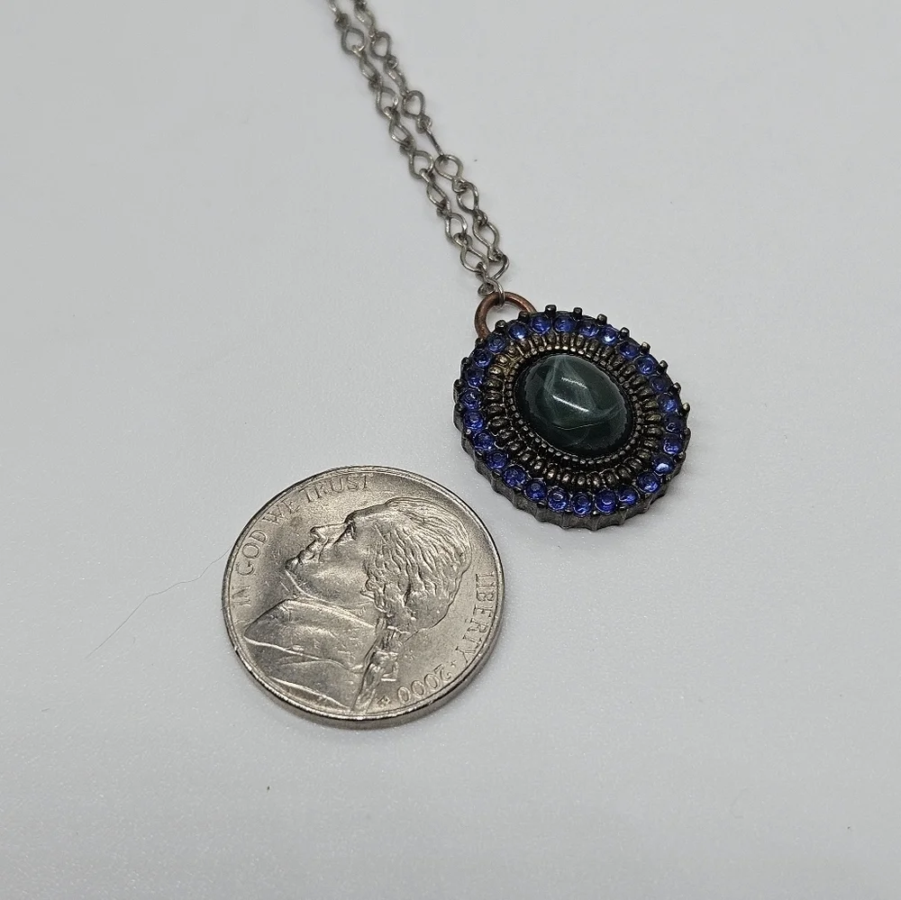 Avon blue and green pendant necklace signed NRT